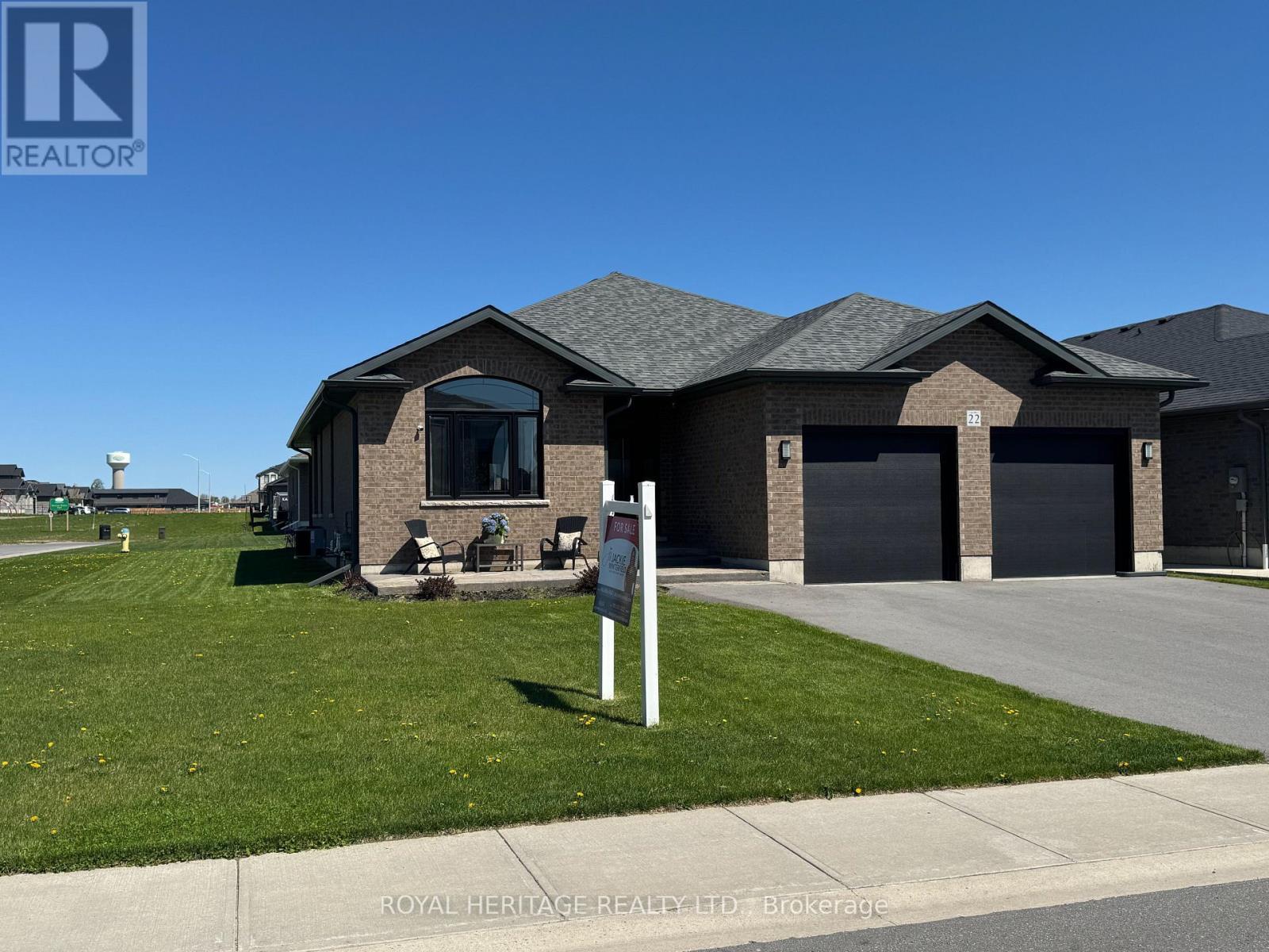 












22 BEL AIR CRESCENT

,
Quinte West (Murray Ward),




Ontario
K8V0H4


