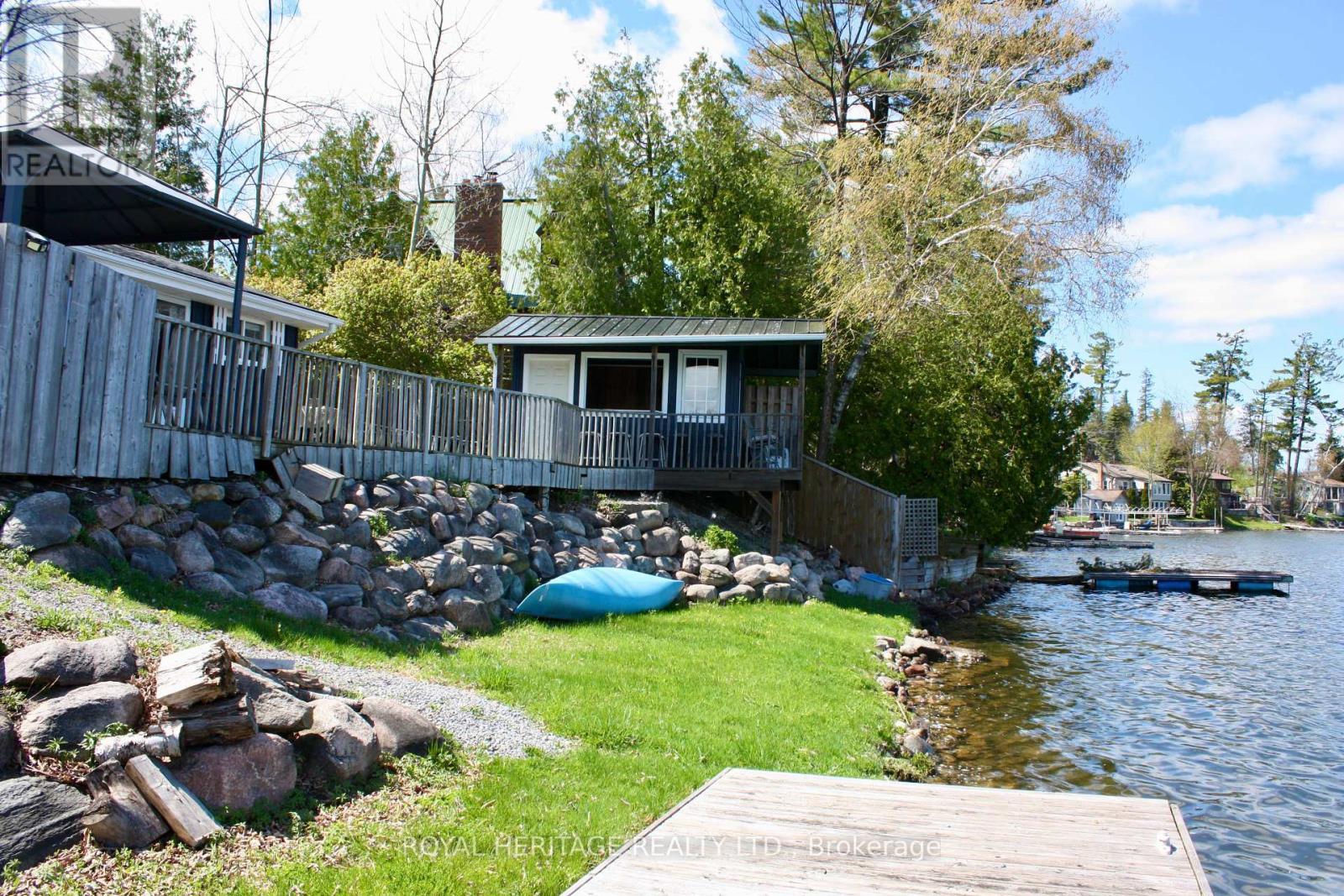 












837 FIFE'S BAY MARINA LANE

,
Selwyn,




Ontario
K9J6X3


