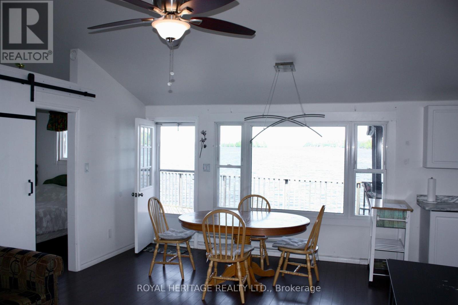 












837 FIFE'S BAY MARINA LANE

,
Selwyn,




Ontario
K9J6X3

