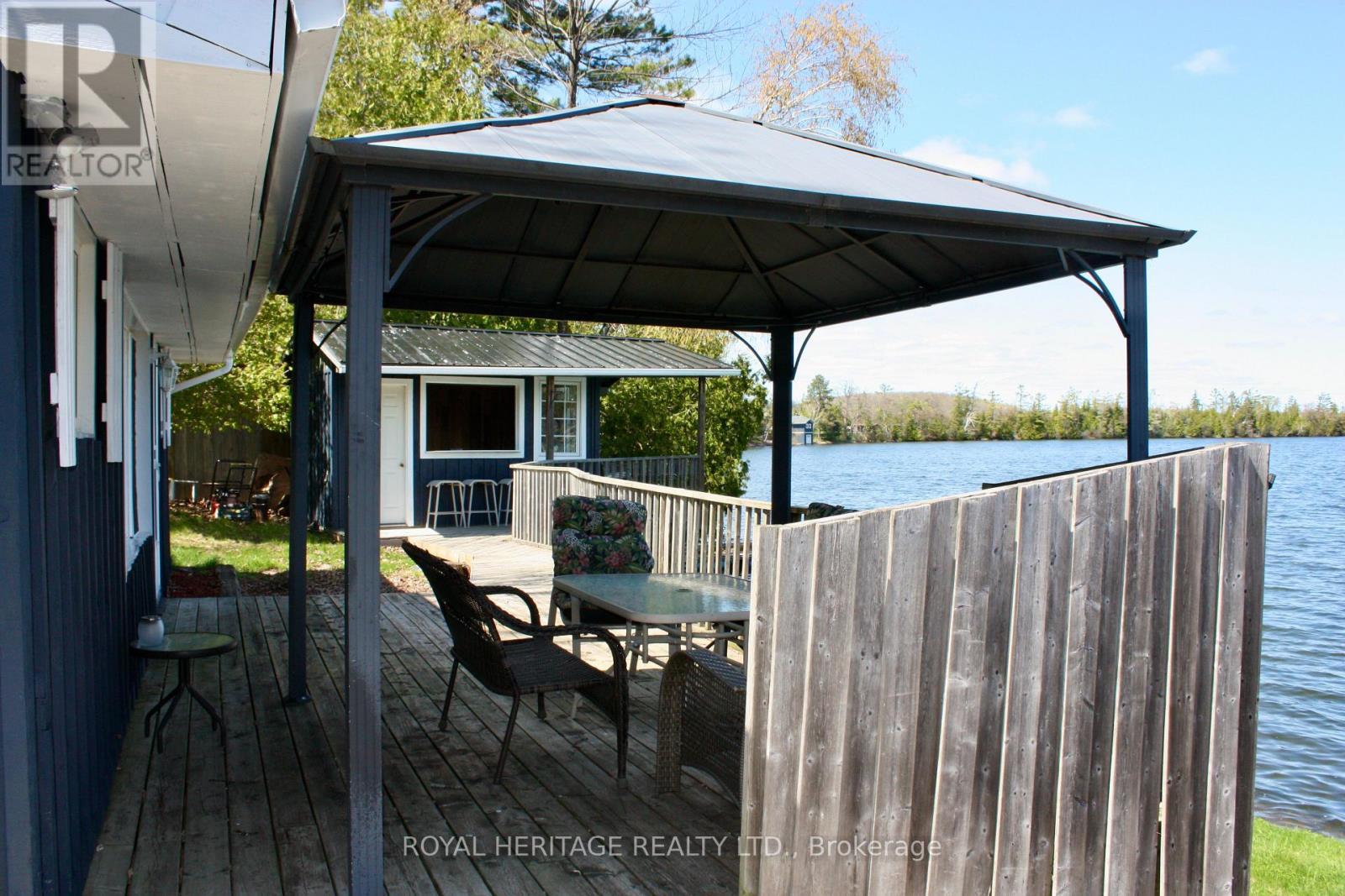 












837 FIFE'S BAY MARINA LANE

,
Selwyn,




Ontario
K9J6X3

