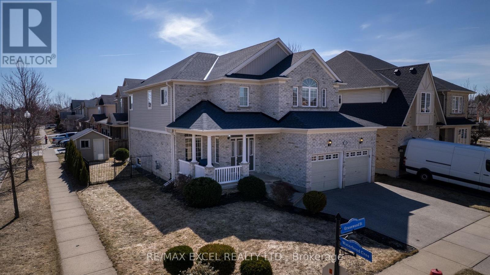 












54 GRASSWOOD STREET

,
Kitchener,




Ontario
N2A4L3

