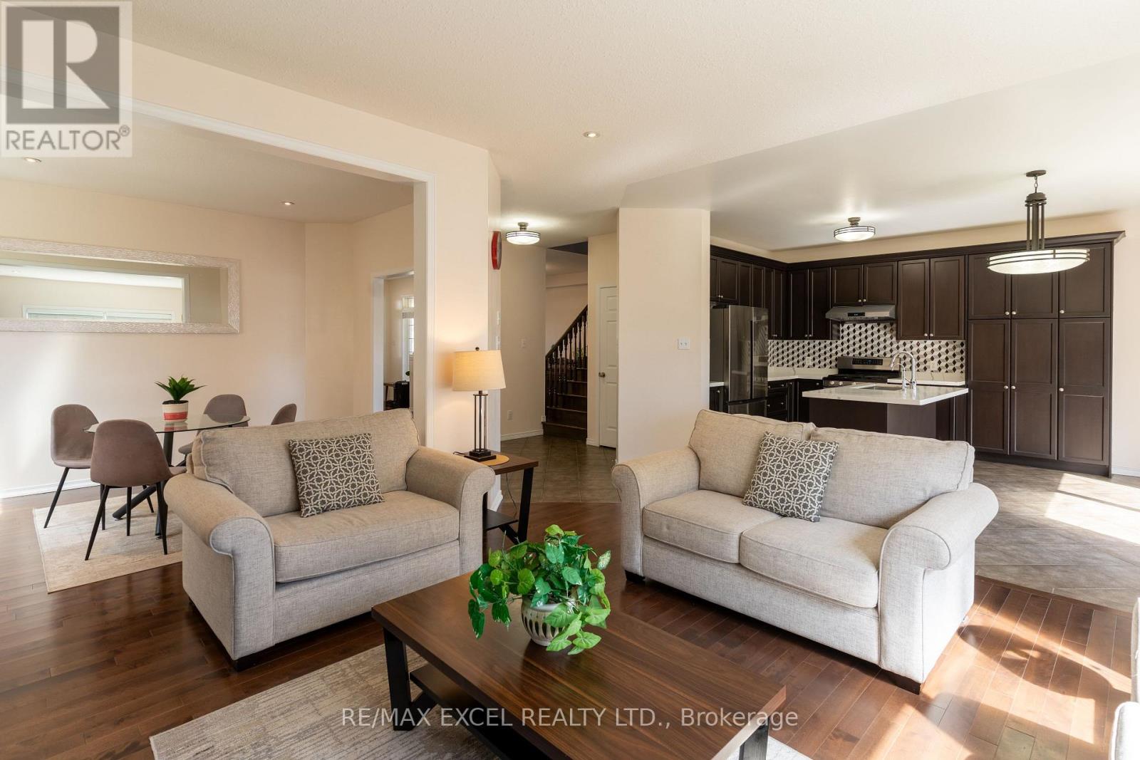 












54 GRASSWOOD STREET

,
Kitchener,




Ontario
N2A4L3

