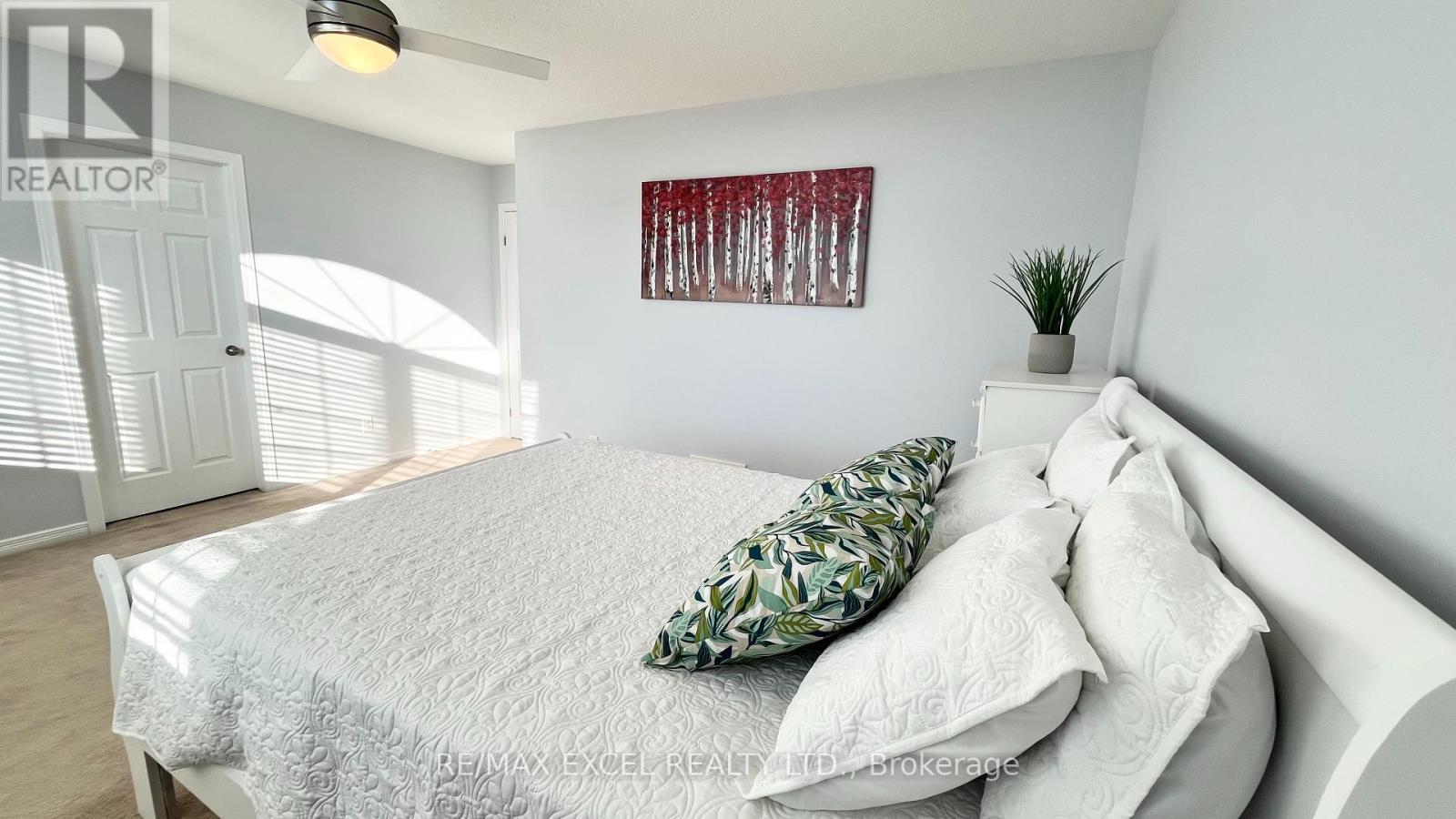 












54 GRASSWOOD STREET

,
Kitchener,




Ontario
N2A4L3

