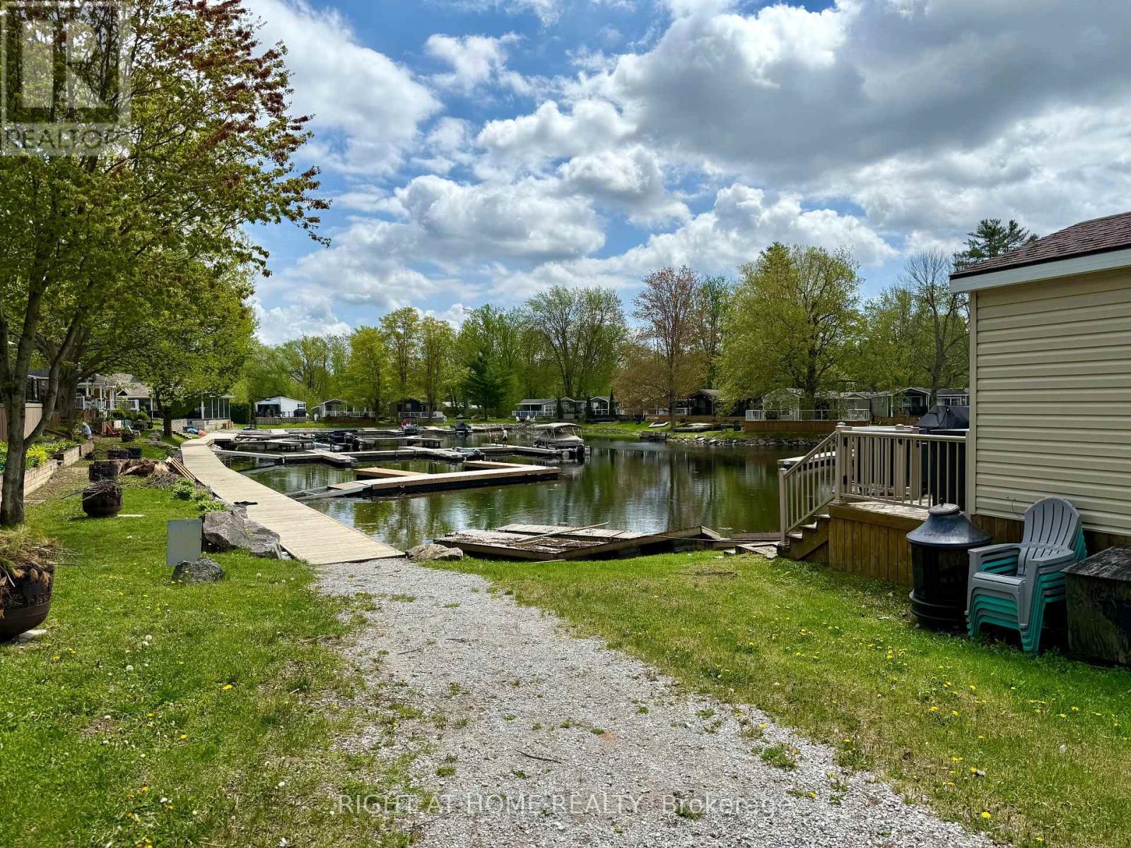 












63 - 1082 SHAMROCK MARINA ROAD

,
Gravenhurst (Morrison),




Ontario
P0E1N0

