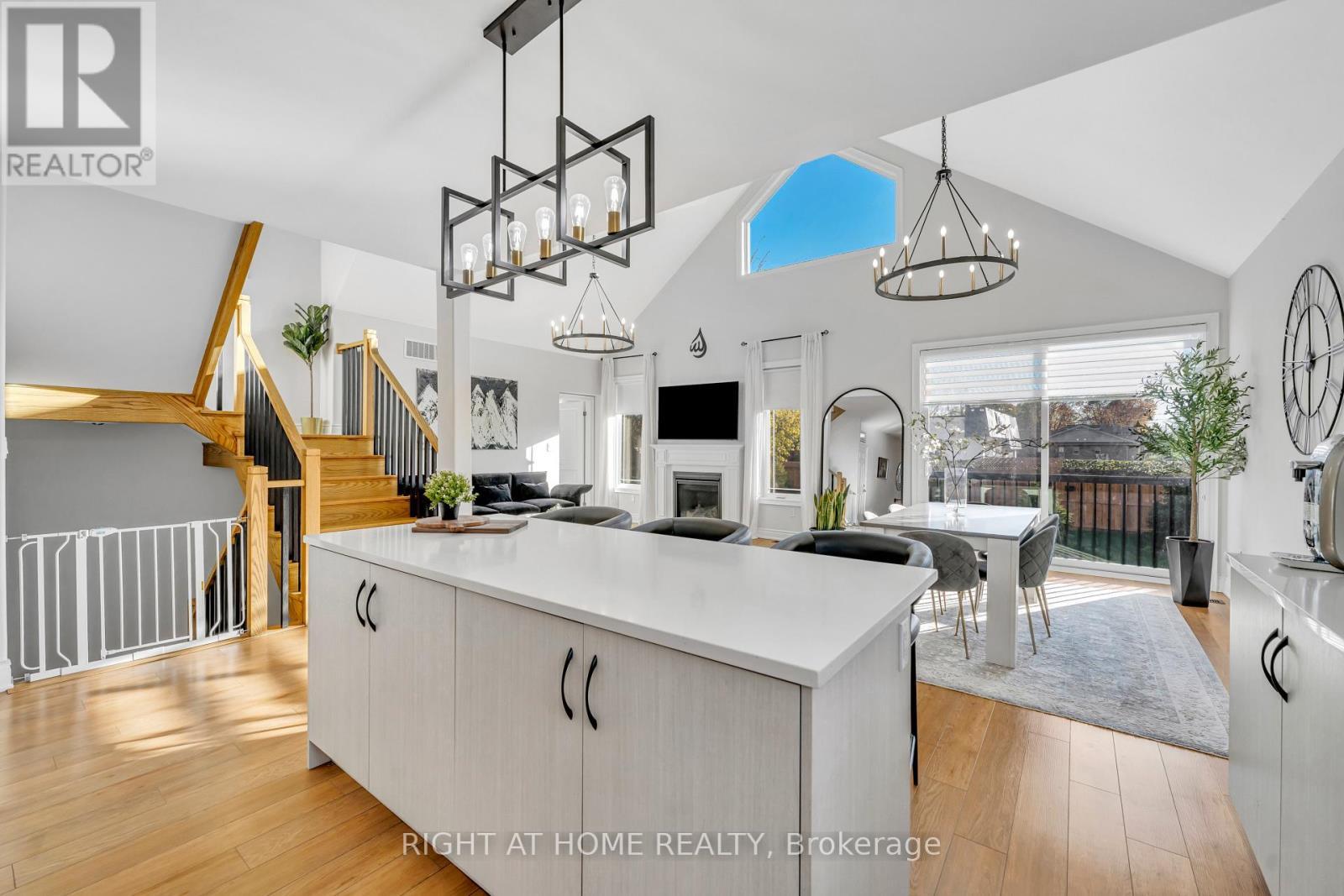 












431A ORCHARD AVENUE

,
Cobourg,




Ontario
K9A3T7

