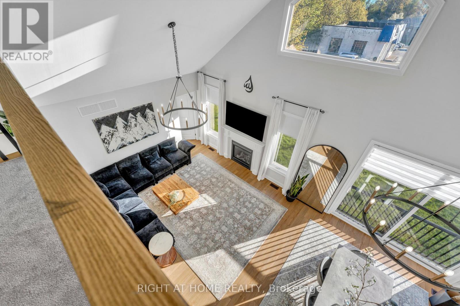 












431A ORCHARD AVENUE

,
Cobourg,




Ontario
K9A3T7

