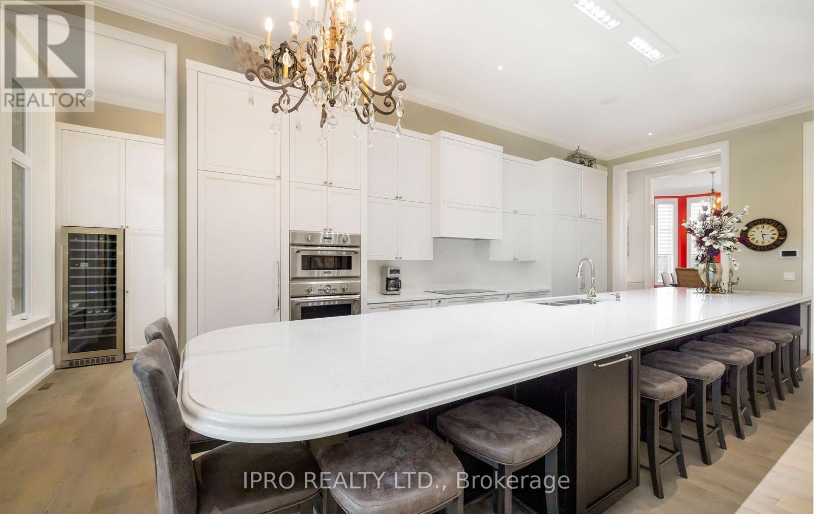 












45 - 11 LAMBETH LANE

,
Puslinch (Crieff/Aikensville/Killean),




Ontario
N0B2J0


