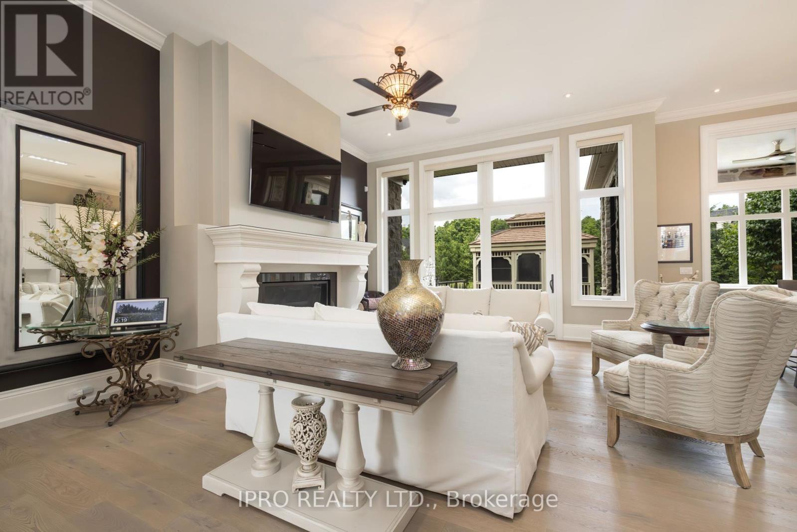 












45 - 11 LAMBETH LANE

,
Puslinch (Crieff/Aikensville/Killean),




Ontario
N0B2J0

