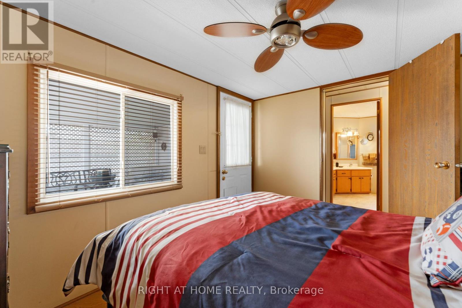 












8 - 3033 TOWNLINE ROAD

,
Fort Erie (Black Creek),




Ontario
L0S1S1

