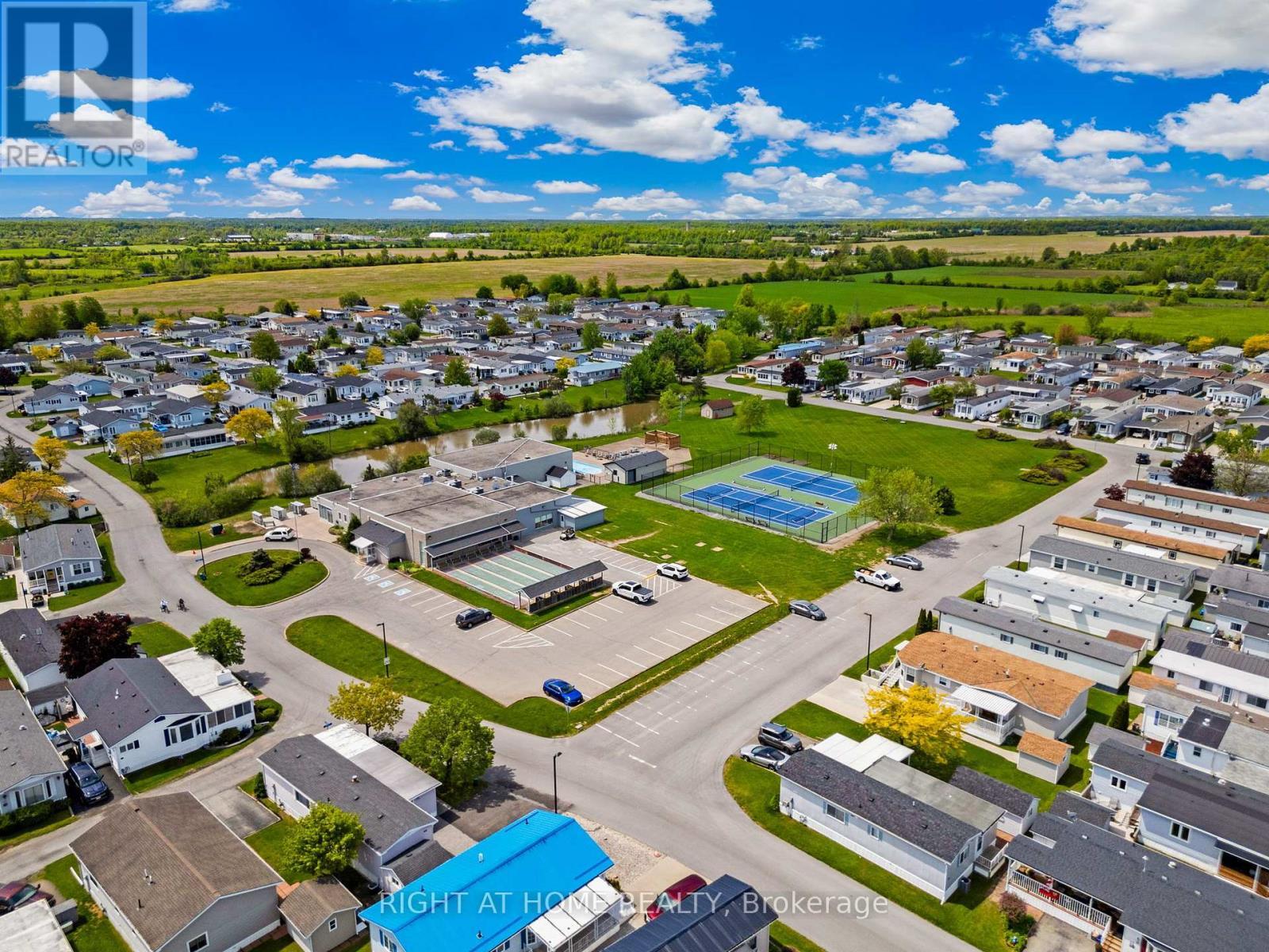 












8 - 3033 TOWNLINE ROAD

,
Fort Erie (Black Creek),




Ontario
L0S1S1

