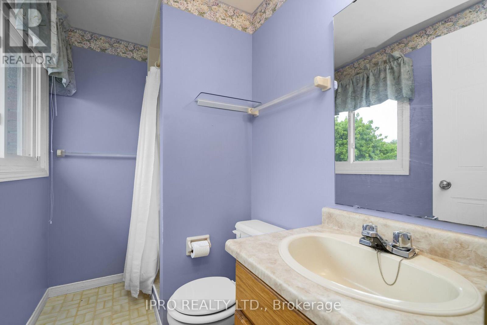 












217 CHRISTIE STREET

,
Guelph/Eramosa (Rockwood),




Ontario
N0B2K0

