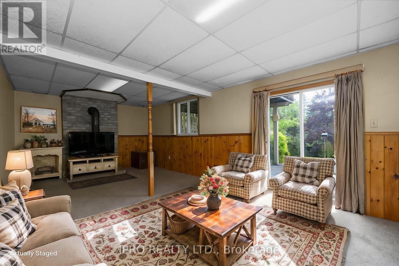 












217 CHRISTIE STREET

,
Guelph/Eramosa (Rockwood),




Ontario
N0B2K0

