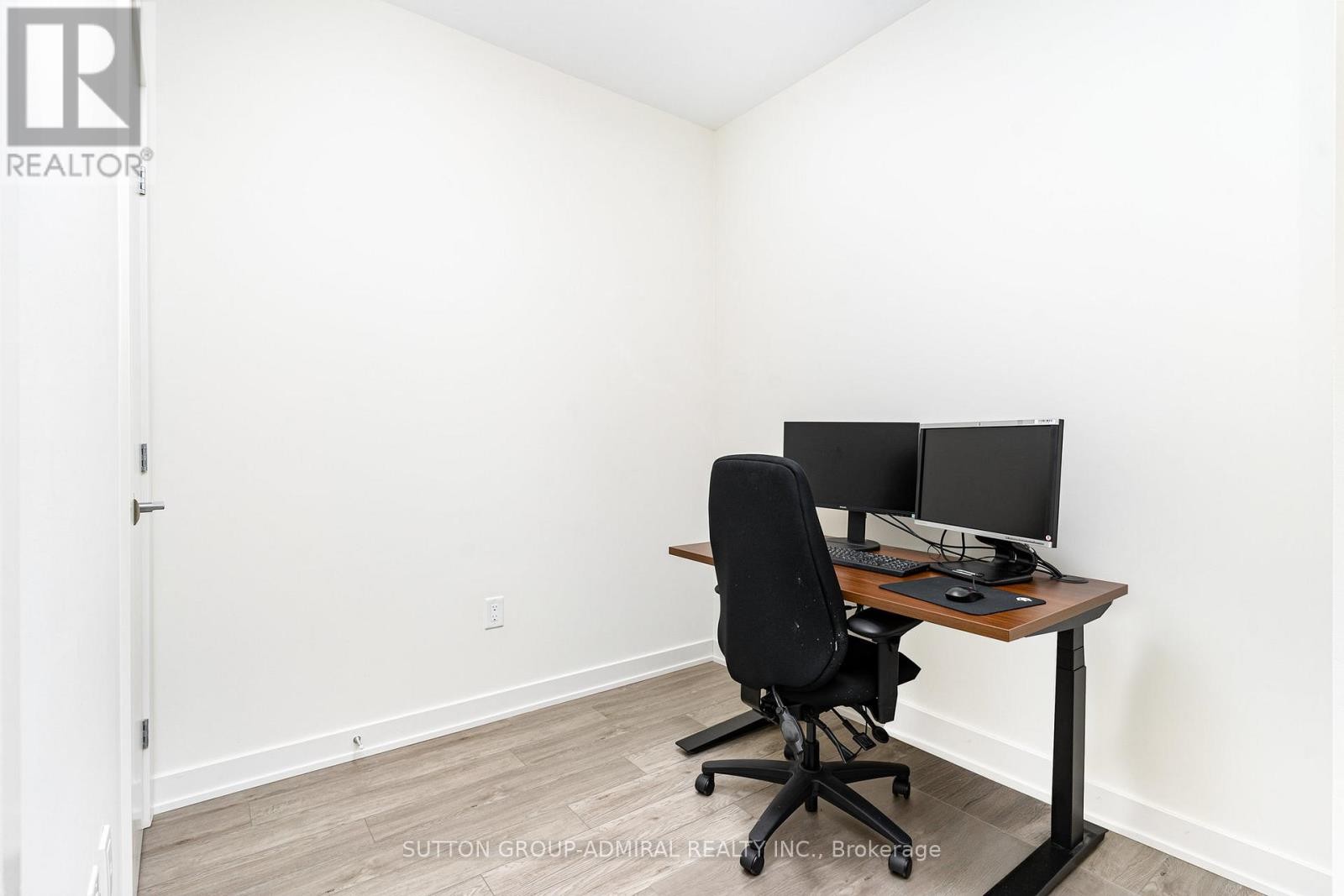 












618 - 212 KING WILLIAM STREET

,
Hamilton (Beasley),




Ontario
L8R0A7

