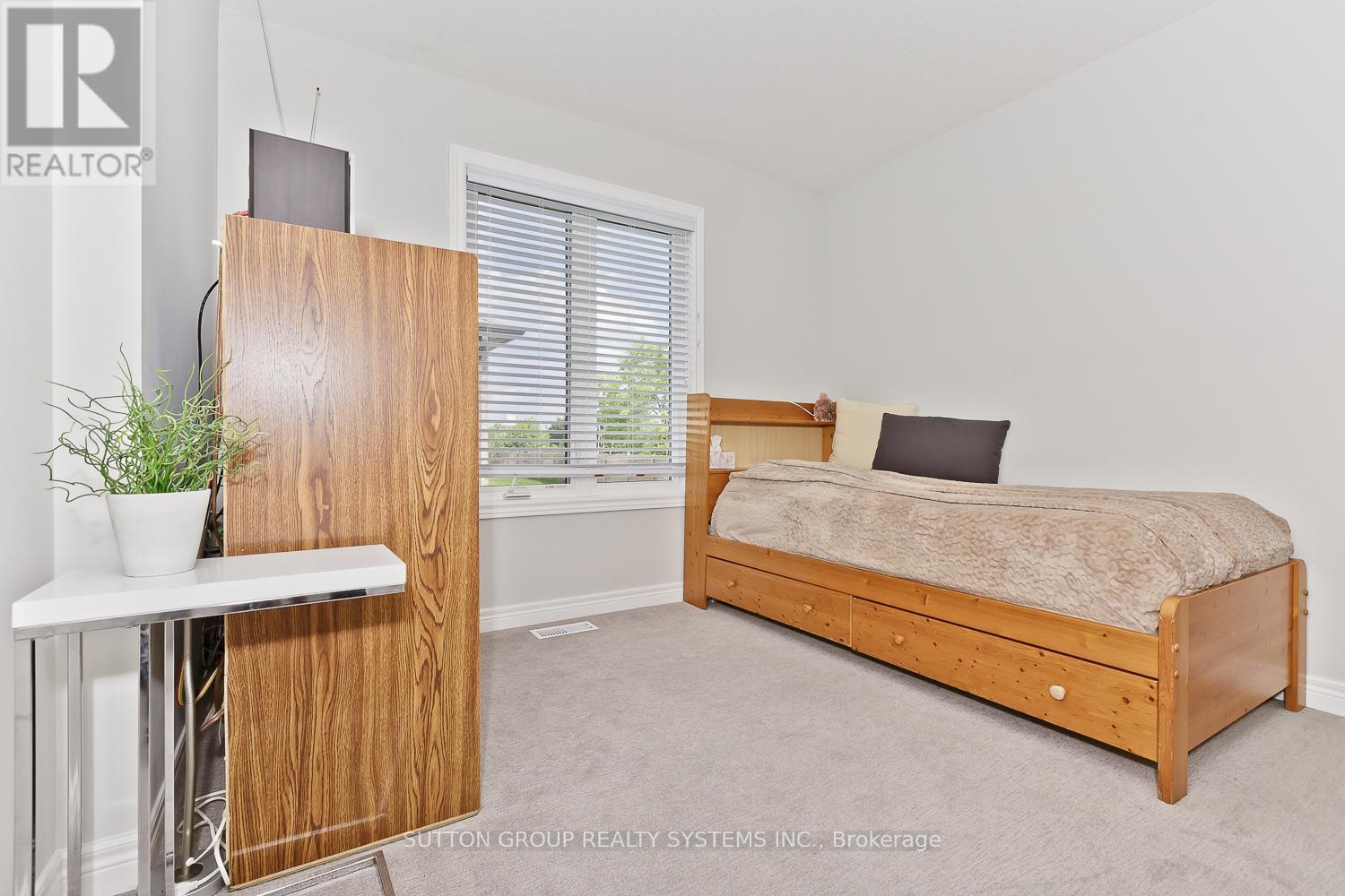 












50 - 7768 ASCOT CIRCLE

,
Niagara Falls (Ascot),




Ontario
L2H3P9

