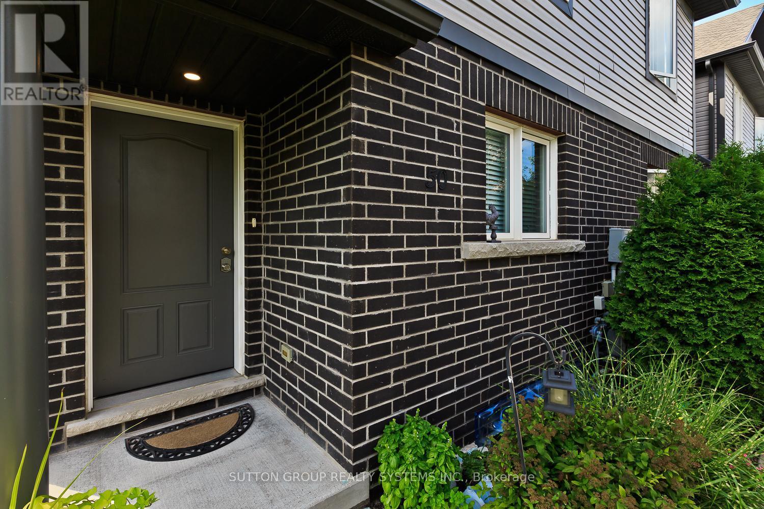 












50 - 7768 ASCOT CIRCLE

,
Niagara Falls (Ascot),




Ontario
L2H3P9

