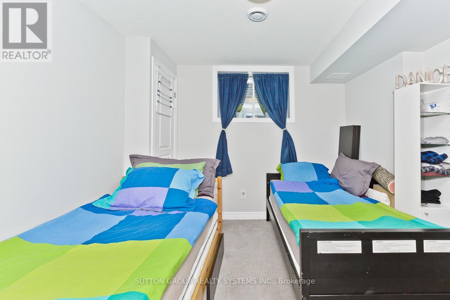 












50 - 7768 ASCOT CIRCLE

,
Niagara Falls (Ascot),




Ontario
L2H3P9

