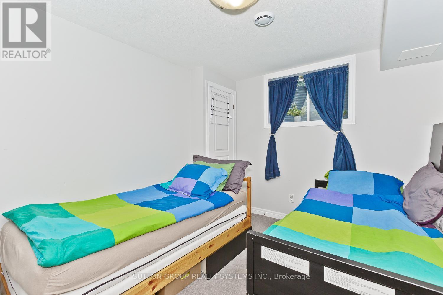 












50 - 7768 ASCOT CIRCLE

,
Niagara Falls (Ascot),




Ontario
L2H3P9

