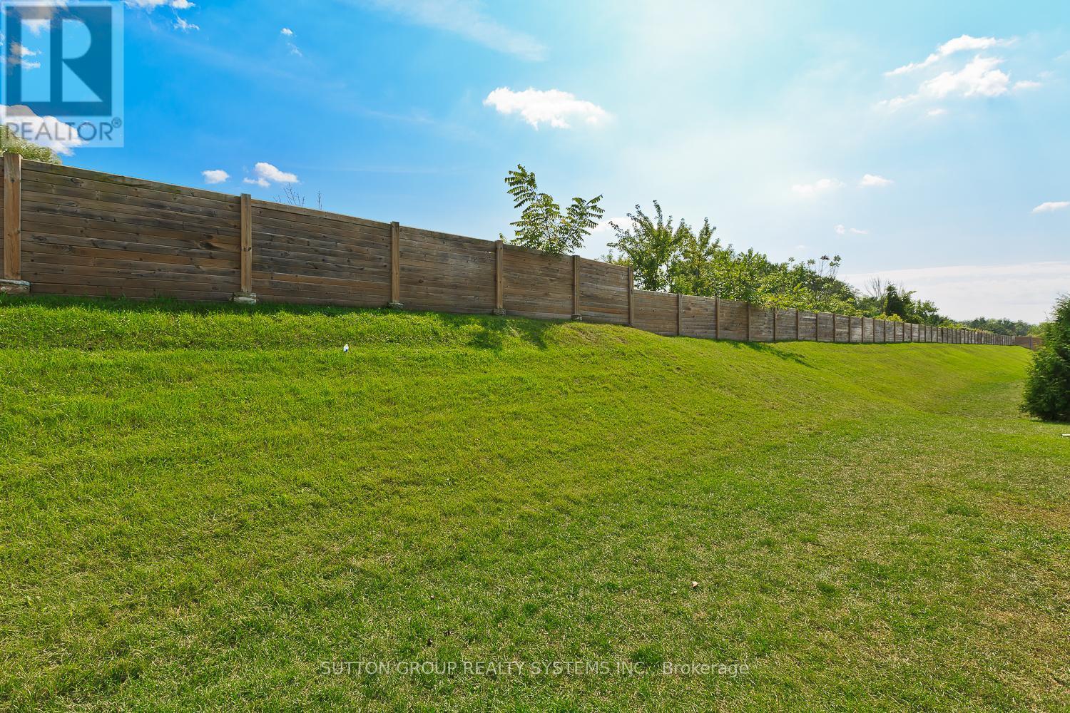 












50 - 7768 ASCOT CIRCLE

,
Niagara Falls (Ascot),




Ontario
L2H3P9

