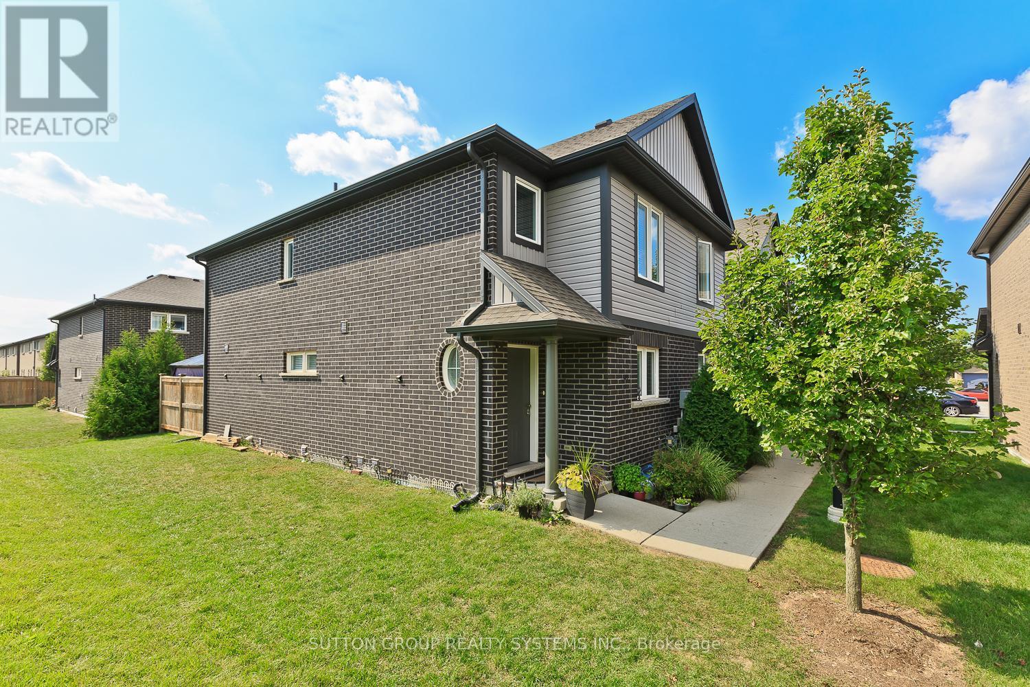 












50 - 7768 ASCOT CIRCLE

,
Niagara Falls (Ascot),




Ontario
L2H3P9

