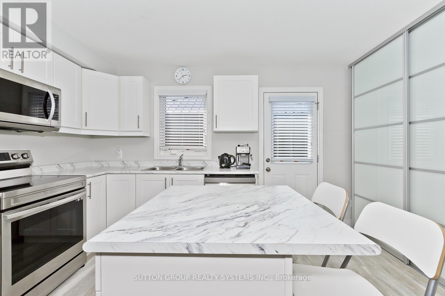 












50 - 7768 ASCOT CIRCLE

,
Niagara Falls (Ascot),




Ontario
L2H3P9

