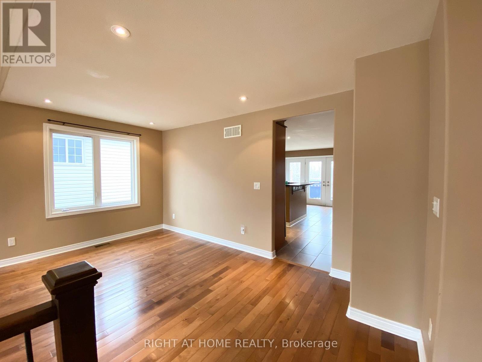 












3640 WEINBRENNER ROAD

,
Niagara Falls (Chippawa),




Ontario
L2G7Y4

