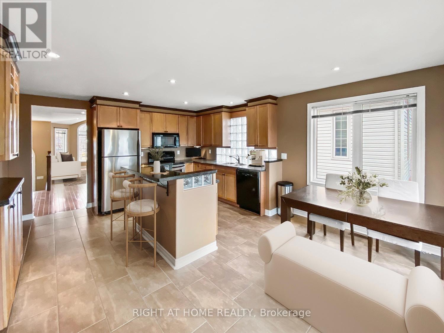 












3640 WEINBRENNER ROAD

,
Niagara Falls (Chippawa),




Ontario
L2G7Y4

