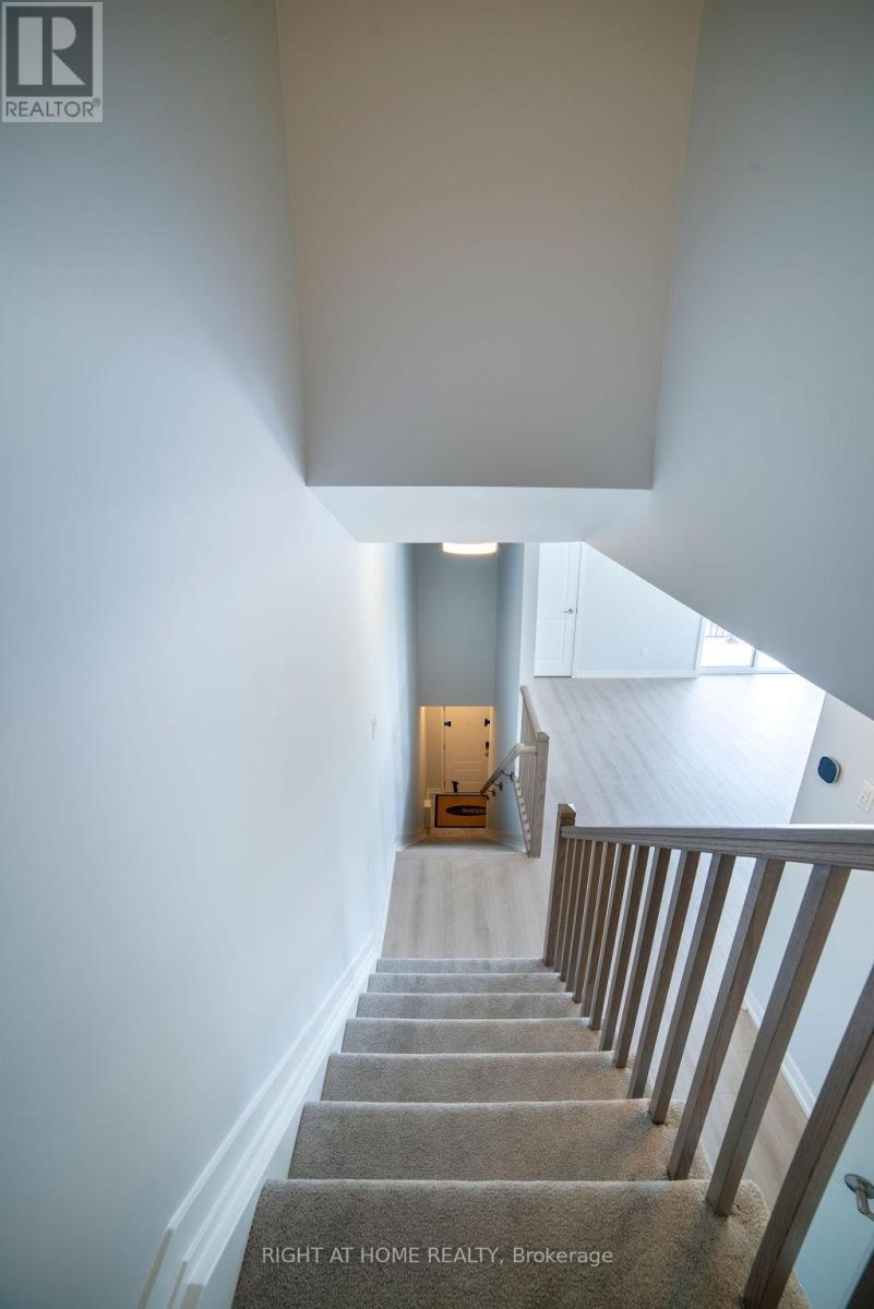 












119 DAVID LEWIS PRIVATE

,
Ottawa,




Ontario
K4A1C4

