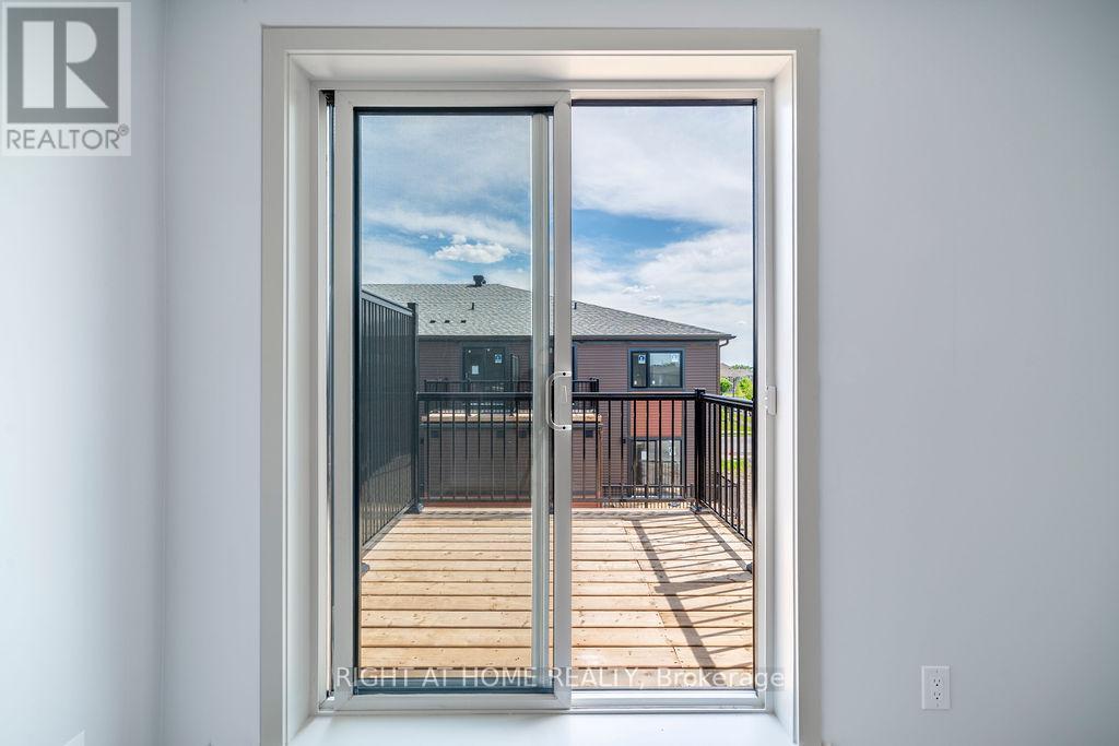 












119 DAVID LEWIS PRIVATE

,
Ottawa,




Ontario
K4A1C4

