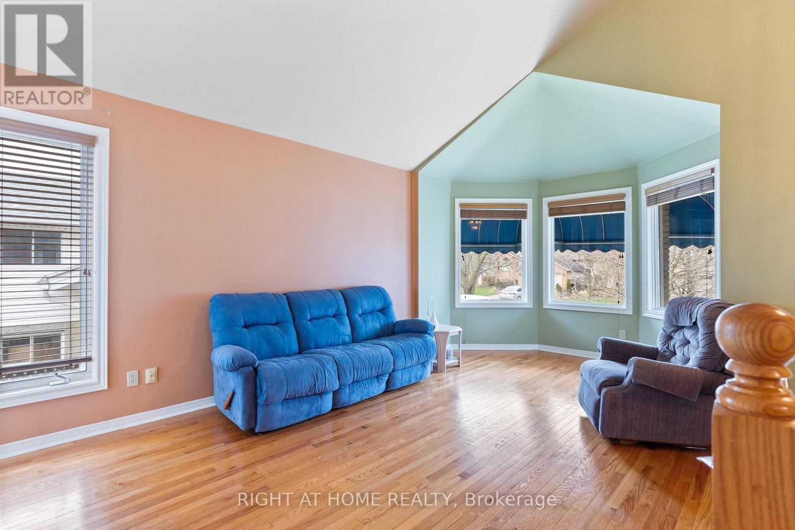 












2520 STRAWBERRY DRIVE

,
Tecumseh,




Ontario
N9K1C3

