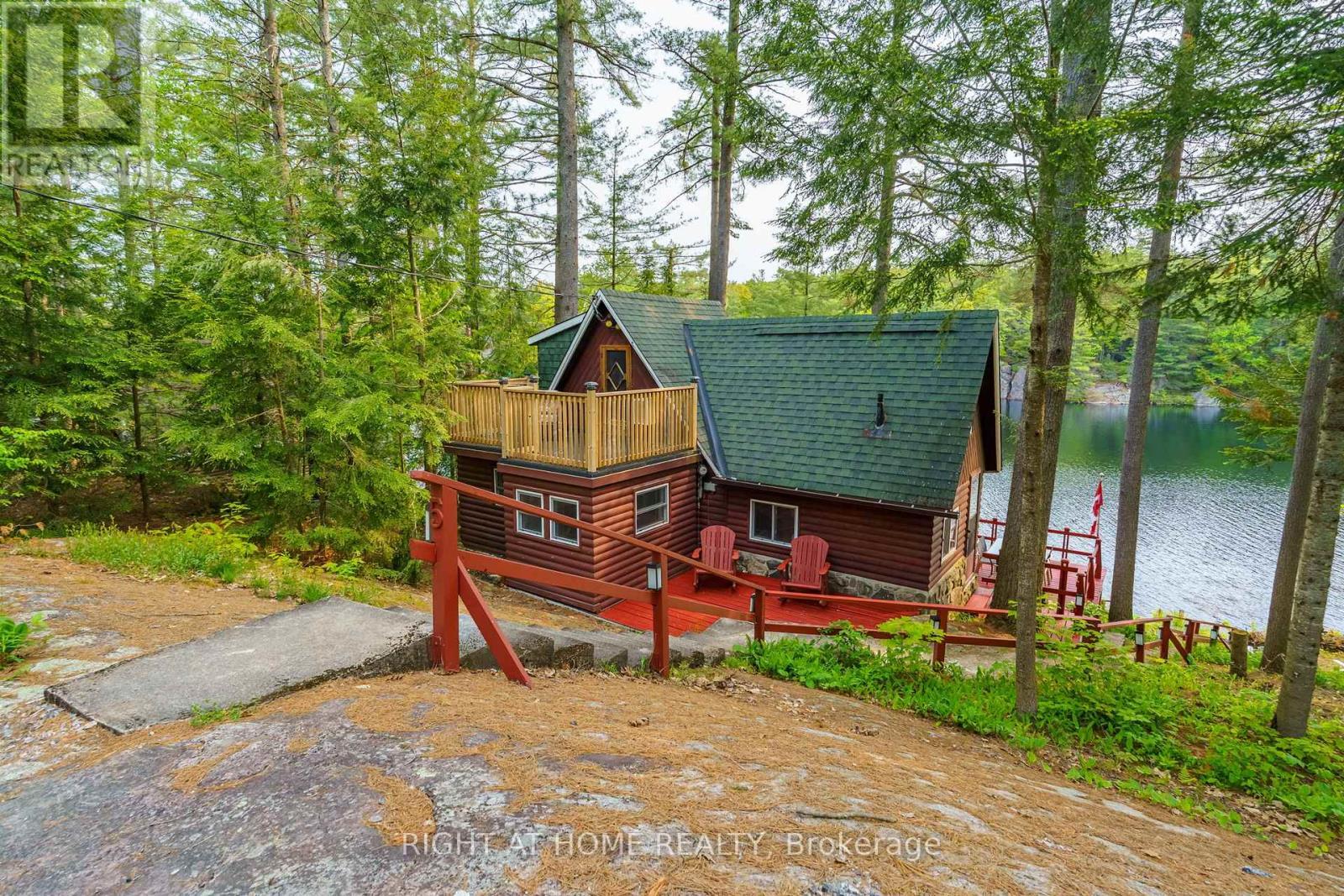 












1178 TOMINGAS ROAD

,
Gravenhurst (Muskoka (S)),




Ontario
P0E1G0

