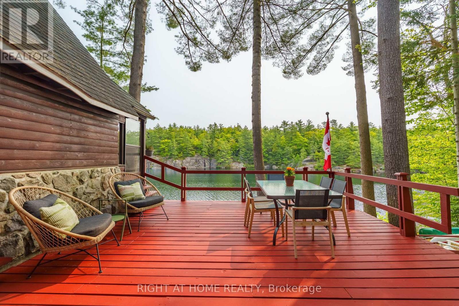 












1178 TOMINGAS ROAD

,
Gravenhurst (Muskoka (S)),




Ontario
P0E1G0

