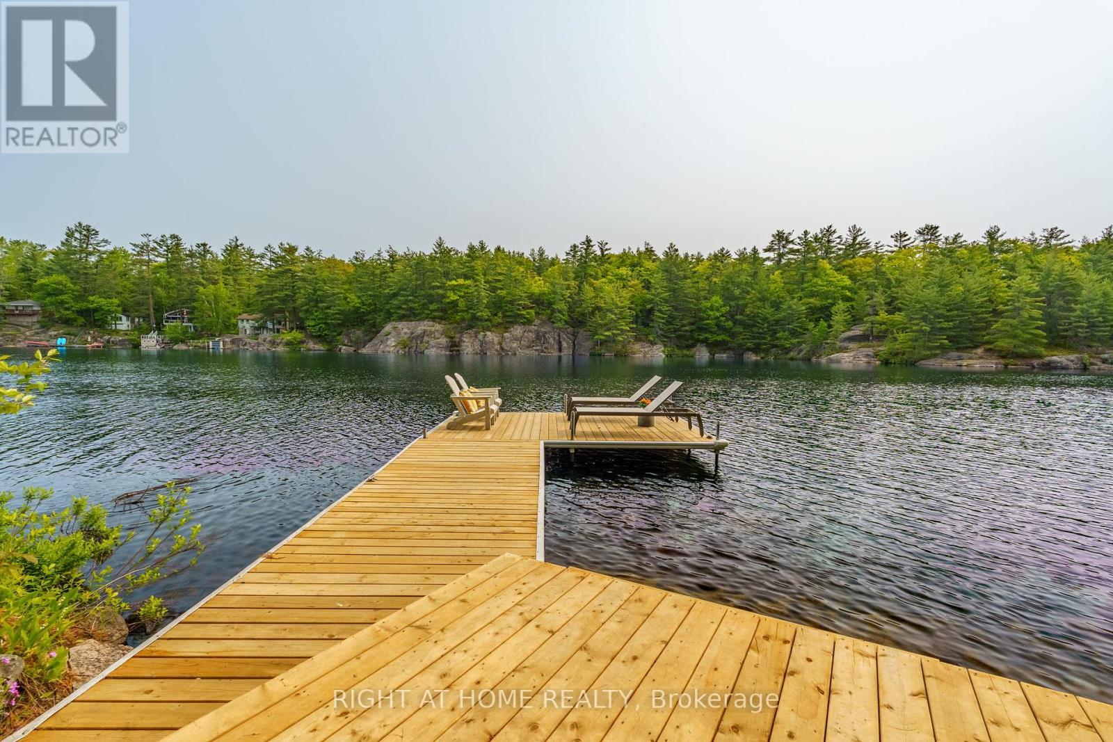 












1178 TOMINGAS ROAD

,
Gravenhurst (Muskoka (S)),




Ontario
P0E1G0

