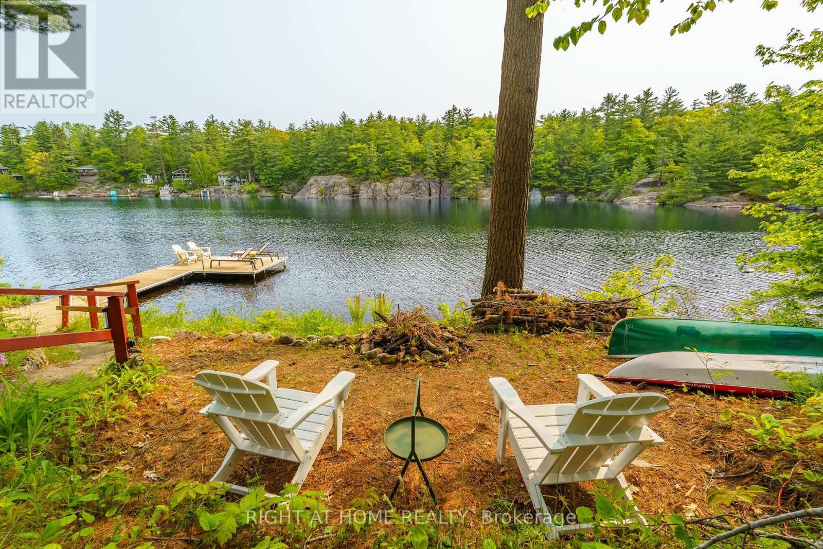 












1178 TOMINGAS ROAD

,
Gravenhurst (Muskoka (S)),




Ontario
P0E1G0

