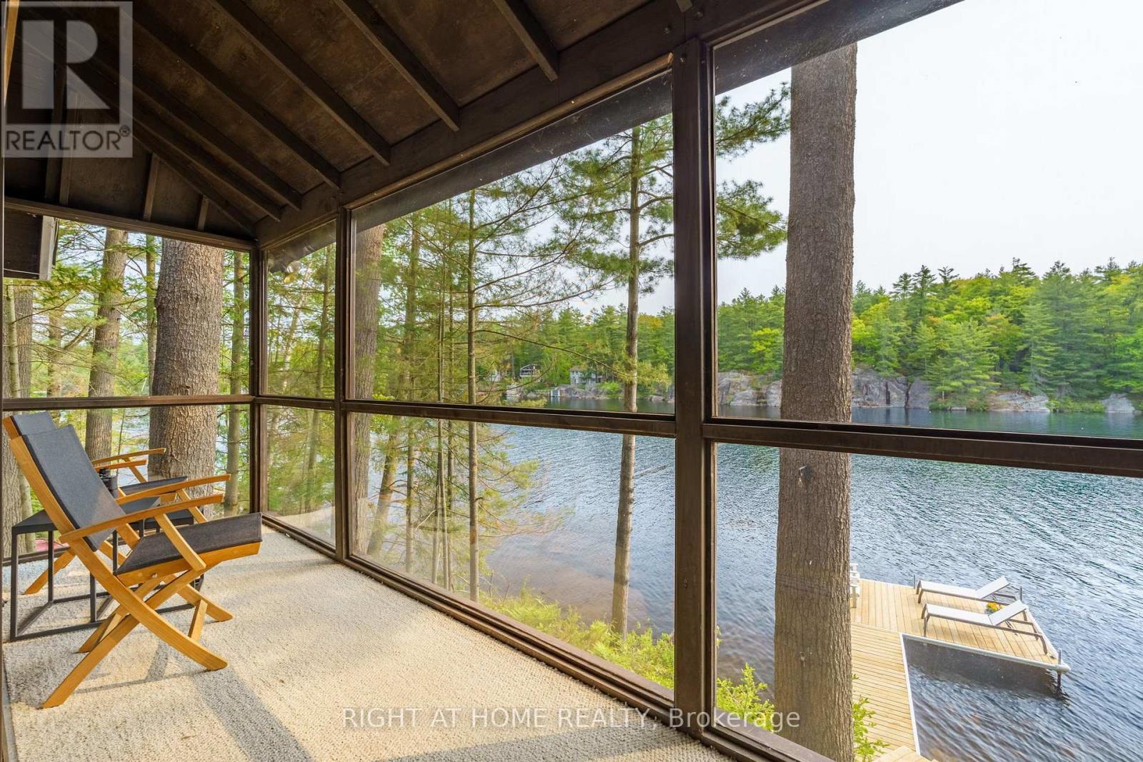 












1178 TOMINGAS ROAD

,
Gravenhurst (Muskoka (S)),




Ontario
P0E1G0

