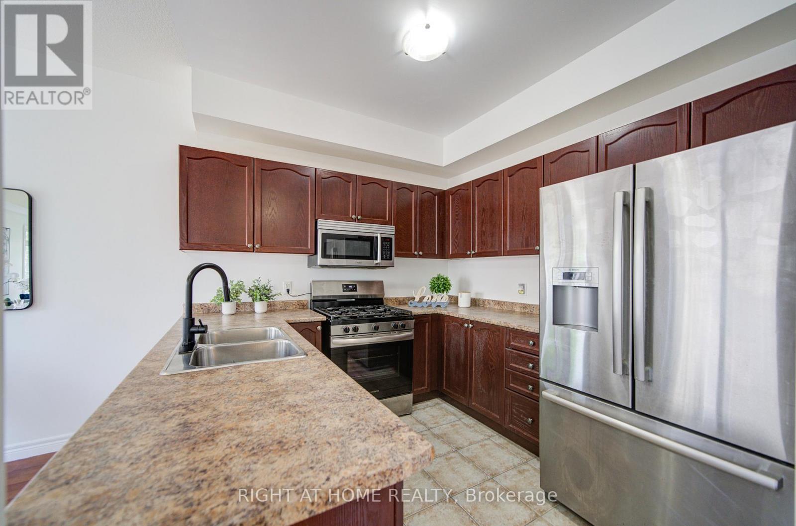 












1 - 6 ATESSA DRIVE

,
Hamilton (Ryckmans),




Ontario
L9B0C6

