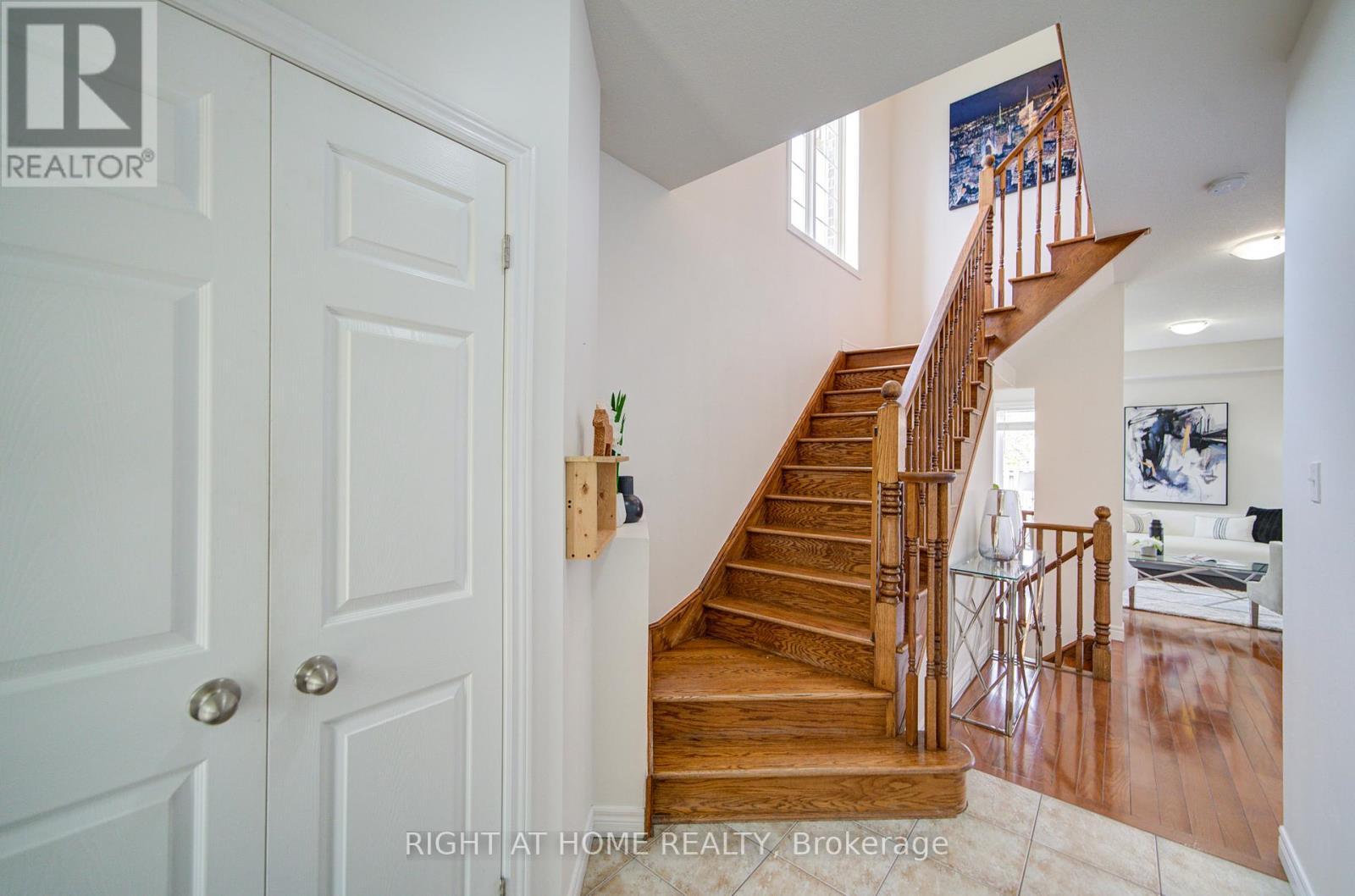 












1 - 6 ATESSA DRIVE

,
Hamilton (Ryckmans),




Ontario
L9B0C6

