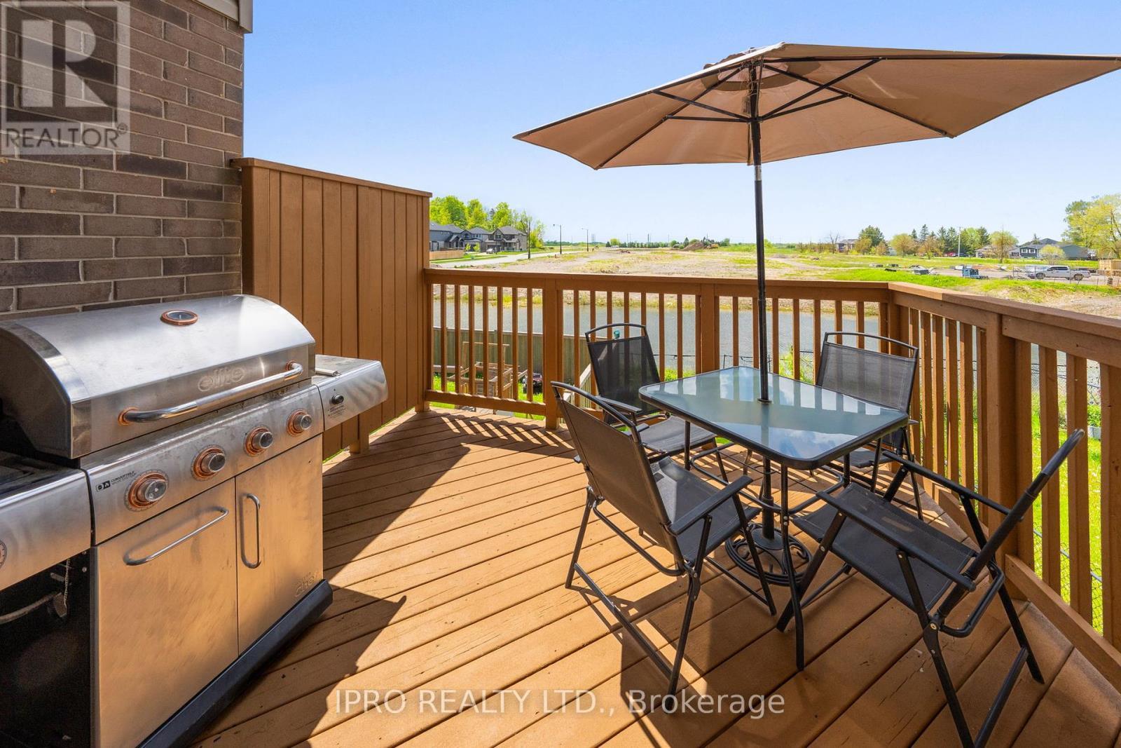 












28 TAYLOR DRIVE

,
East Luther Grand Valley (Grand Valley),




Ontario
L9W6P4

