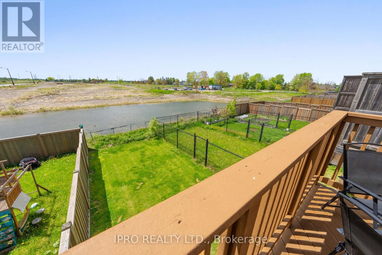 












28 TAYLOR DRIVE

,
East Luther Grand Valley (Grand Valley),




Ontario
L9W6P4


