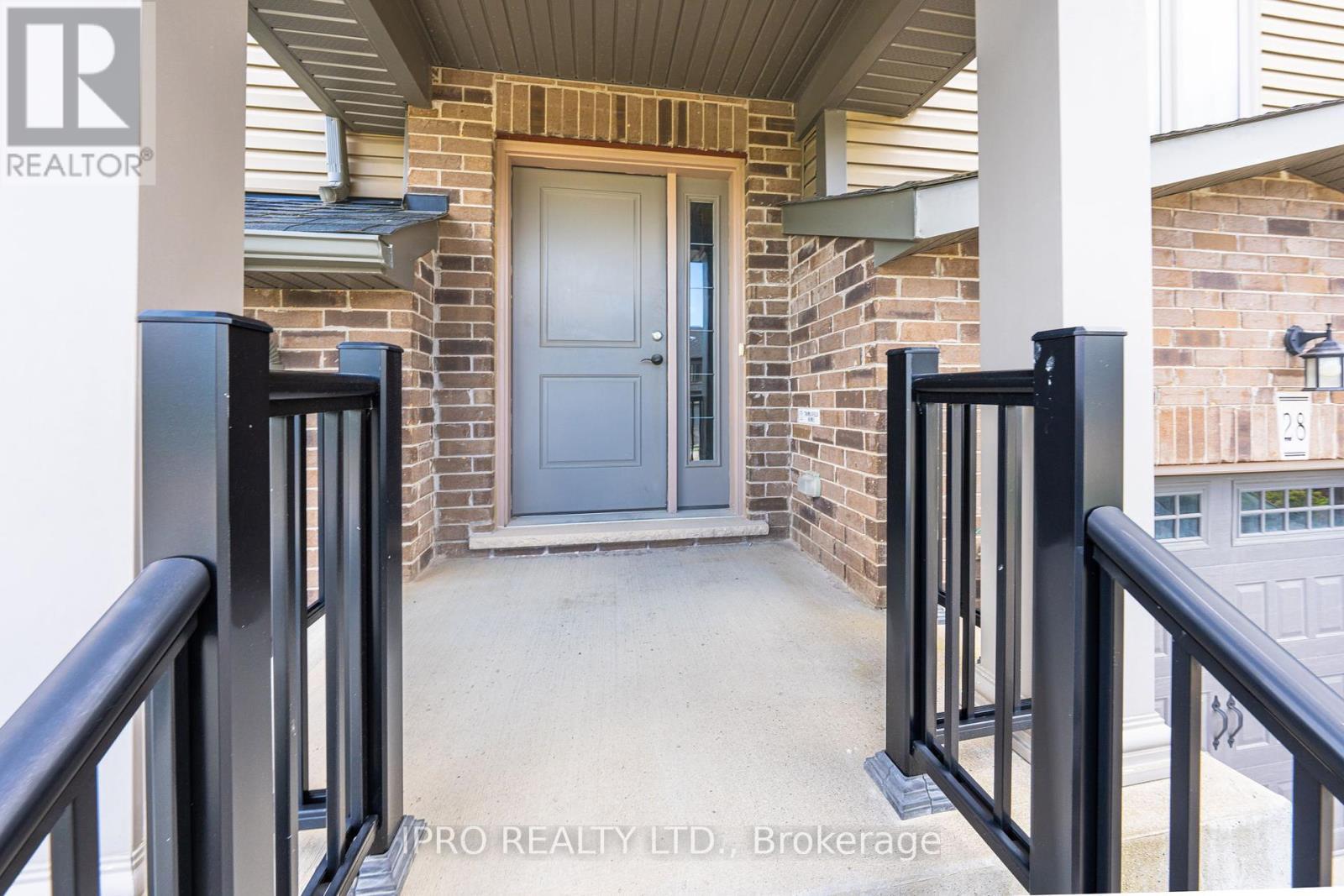












28 TAYLOR DRIVE

,
East Luther Grand Valley (Grand Valley),




Ontario
L9W6P4

