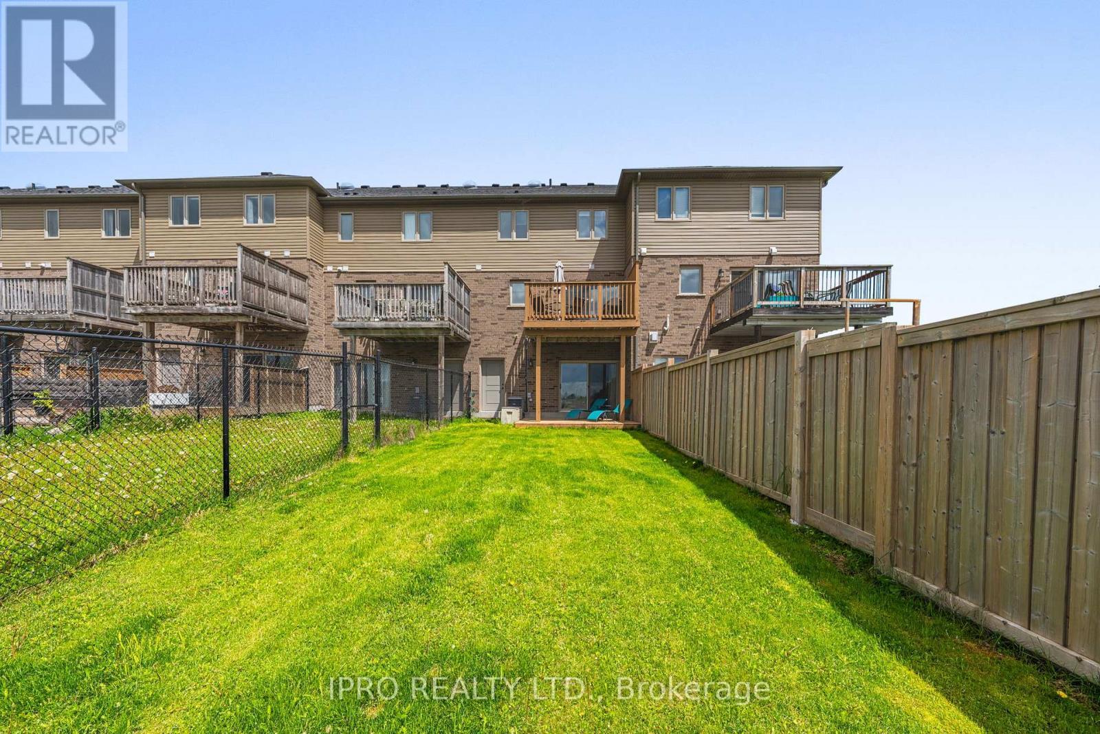 












28 TAYLOR DRIVE

,
East Luther Grand Valley (Grand Valley),




Ontario
L9W6P4

