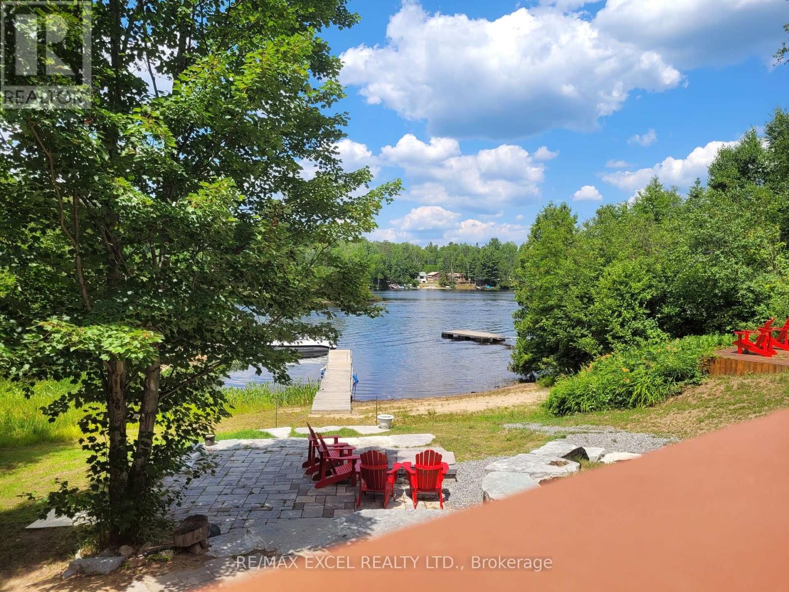 












1194 LAKE ST. PETER ROAD

,
Hastings Highlands (McClure Ward),




Ontario
K0L2K0

