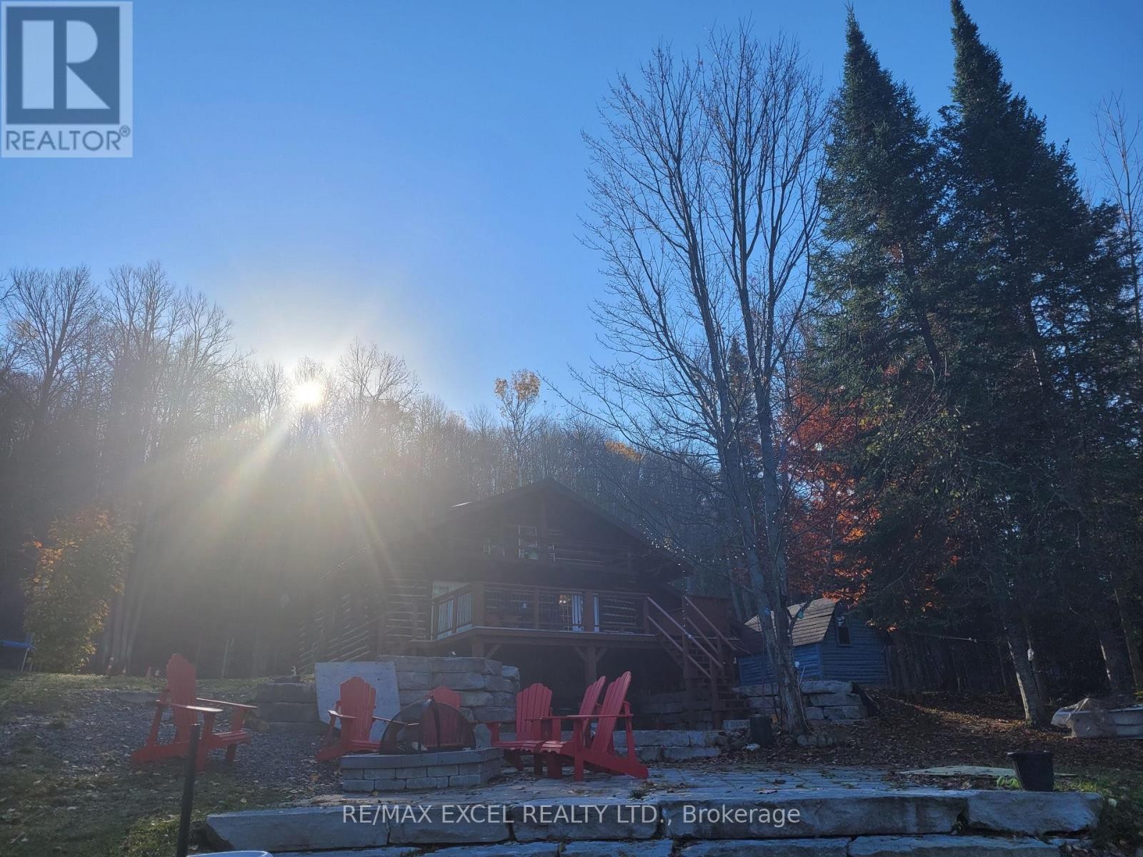 












1194 LAKE ST. PETER ROAD

,
Hastings Highlands (McClure Ward),




Ontario
K0L2K0

