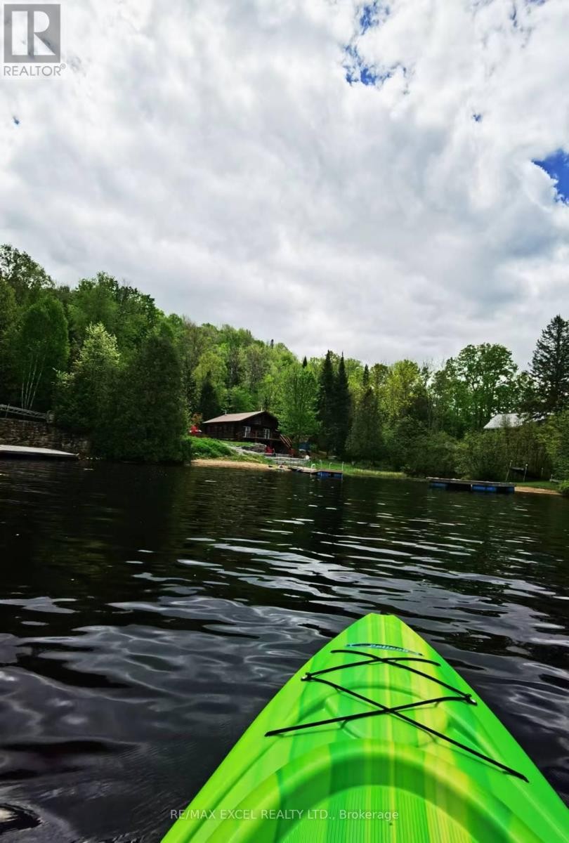 












1194 LAKE ST. PETER ROAD

,
Hastings Highlands (McClure Ward),




Ontario
K0L2K0

