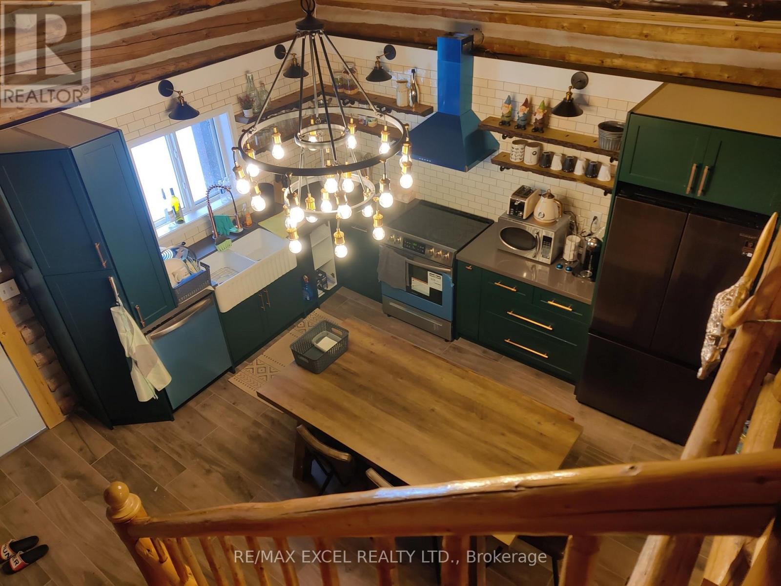 












1194 LAKE ST. PETER ROAD

,
Hastings Highlands (McClure Ward),




Ontario
K0L2K0


