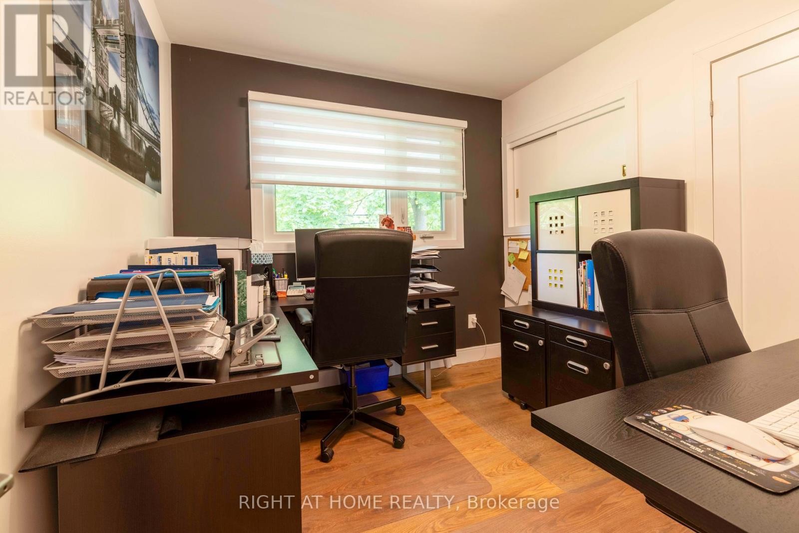 












212 LOCKHART DRIVE

,
St. Catharines (Glendale/Glenridge),




Ontario
L2T1X1

