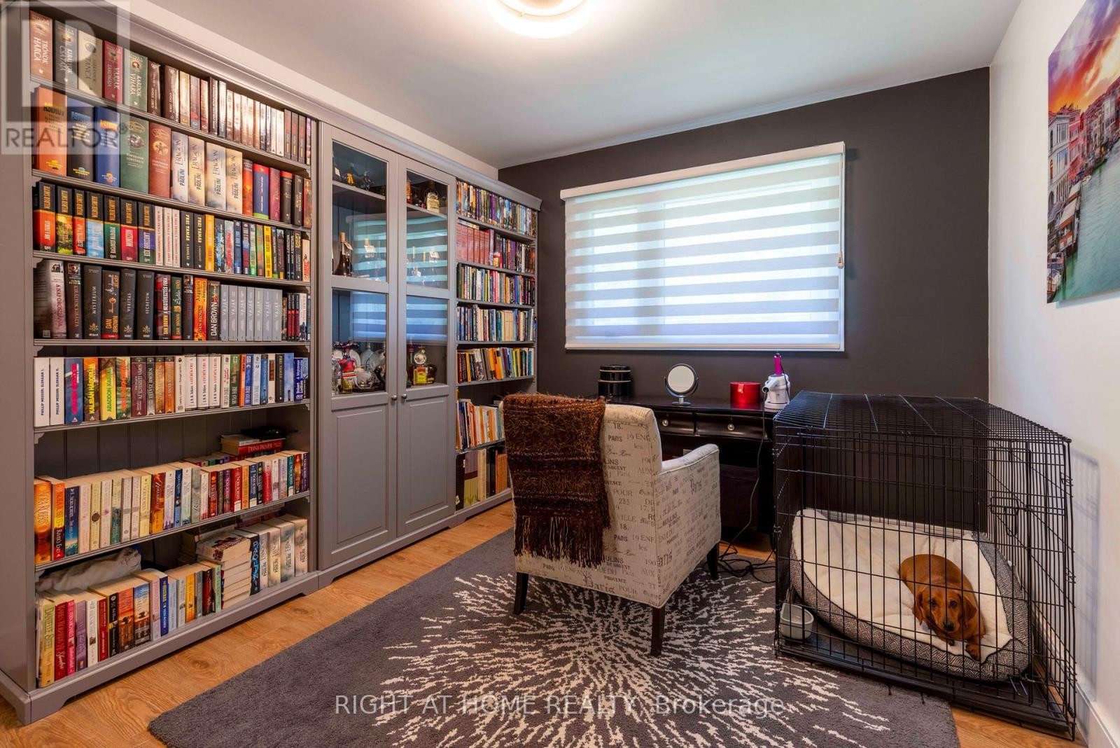 












212 LOCKHART DRIVE

,
St. Catharines (Glendale/Glenridge),




Ontario
L2T1X1

