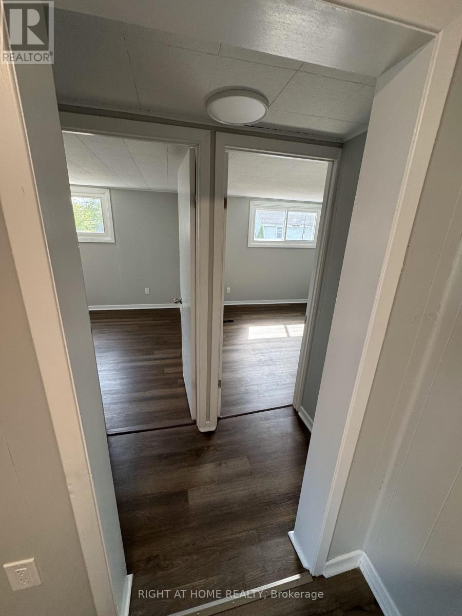 












252 QUEEN STREET

,
Chatham-Kent (Chatham),




Ontario
N7M2H3


