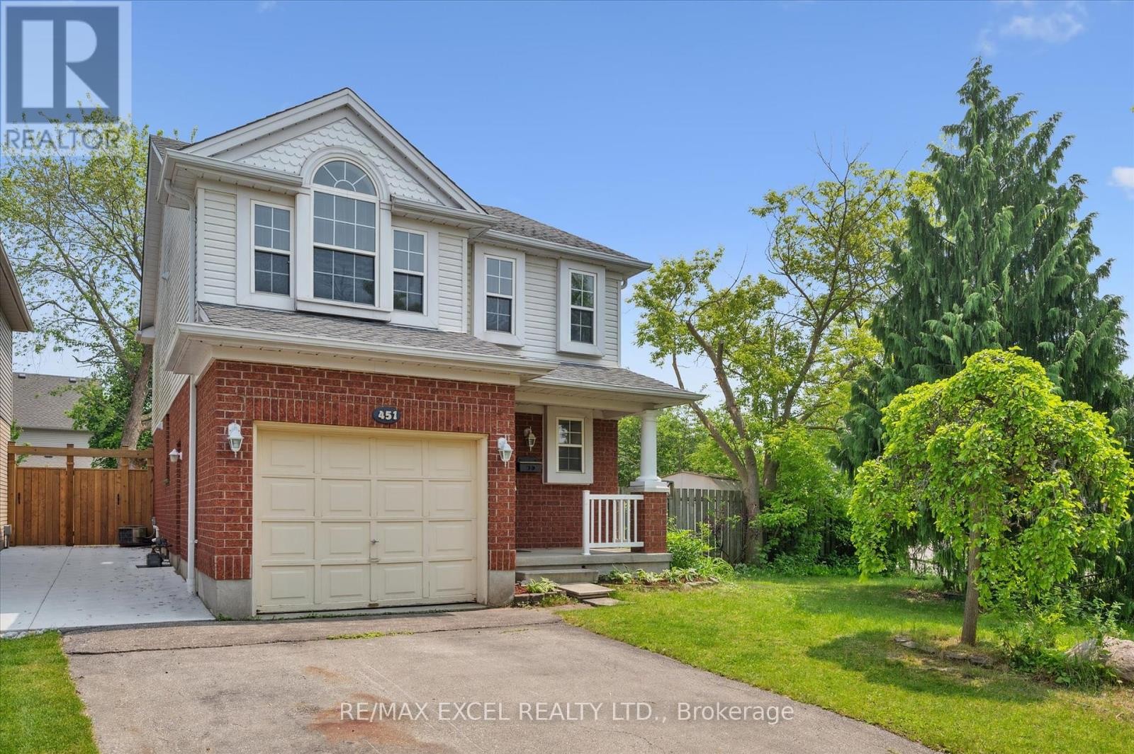 












451 CITADEL COURT

,
Waterloo,




Ontario
N2K3Y4

