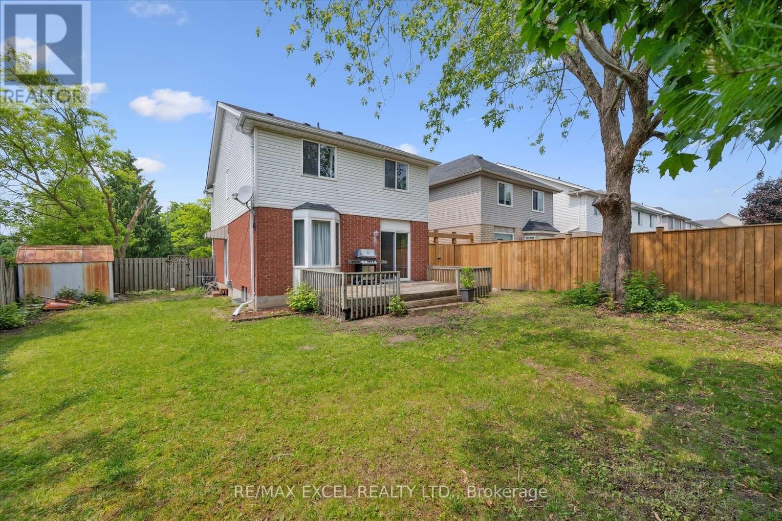












451 CITADEL COURT

,
Waterloo,




Ontario
N2K3Y4

