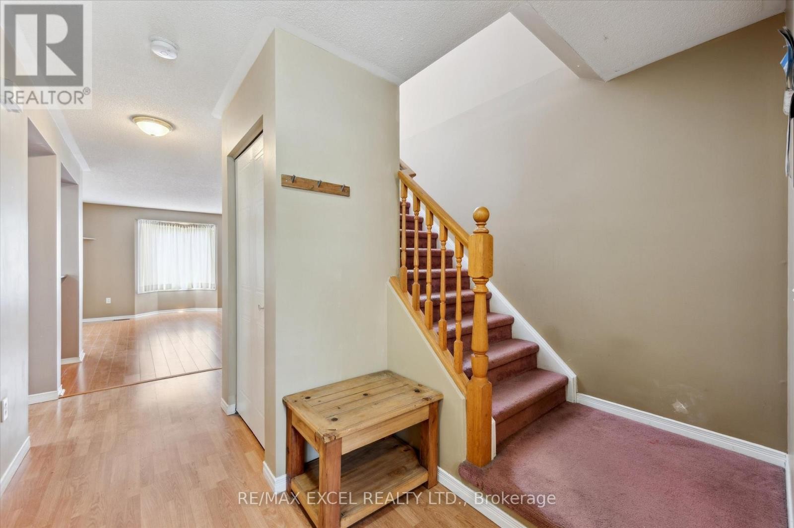 












451 CITADEL COURT

,
Waterloo,




Ontario
N2K3Y4

